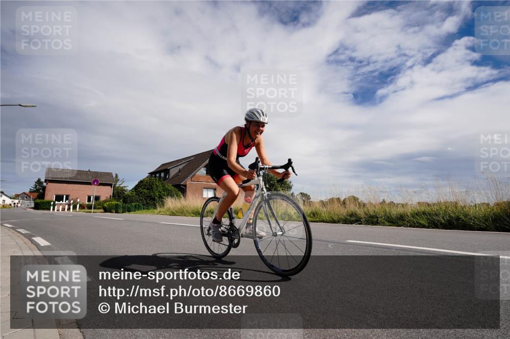 31.08.2025 - Elbe Triathlon Hamburg Michael Burmester http://msf.ph/oto/8669860 31.08.2025 14:51:07 Radfahren 131, 149 meine-sportfotos.de