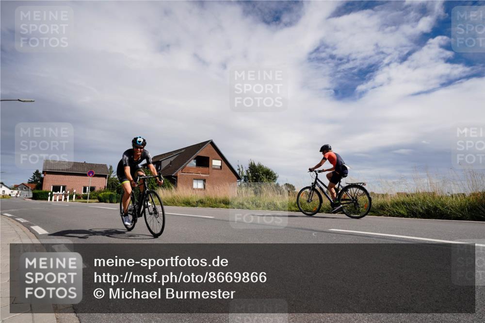31.08.2025 - Elbe Triathlon Hamburg Michael Burmester http://msf.ph/oto/8669866 31.08.2025 14:51:17 Radfahren 146 meine-sportfotos.de