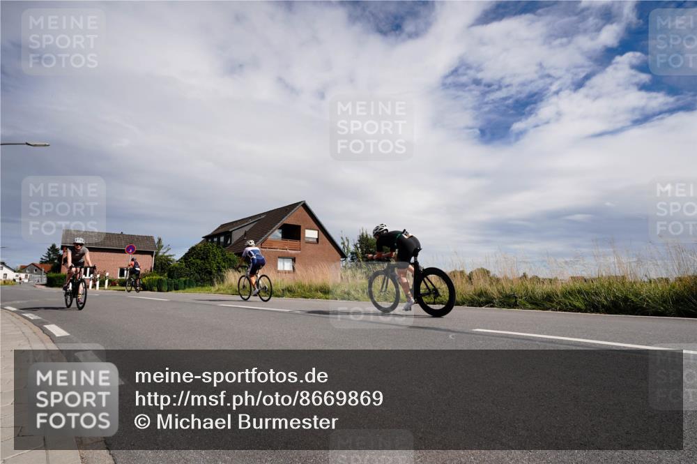 31.08.2025 - Elbe Triathlon Hamburg Michael Burmester http://msf.ph/oto/8669869 31.08.2025 14:51:19 Radfahren 146 meine-sportfotos.de