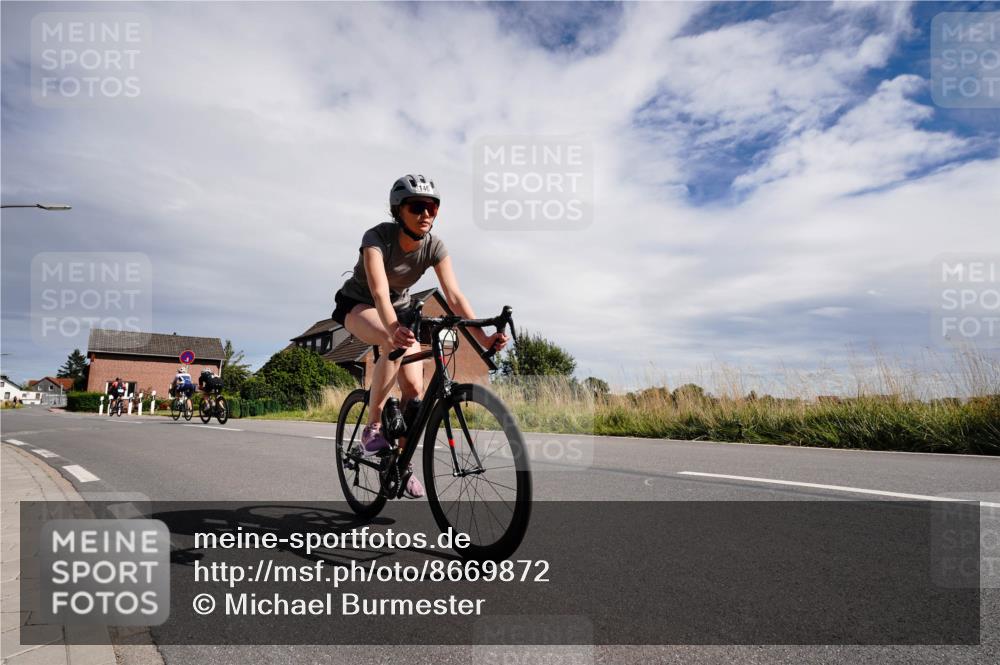31.08.2025 - Elbe Triathlon Hamburg Michael Burmester http://msf.ph/oto/8669872 31.08.2025 14:51:20 Radfahren 146 meine-sportfotos.de