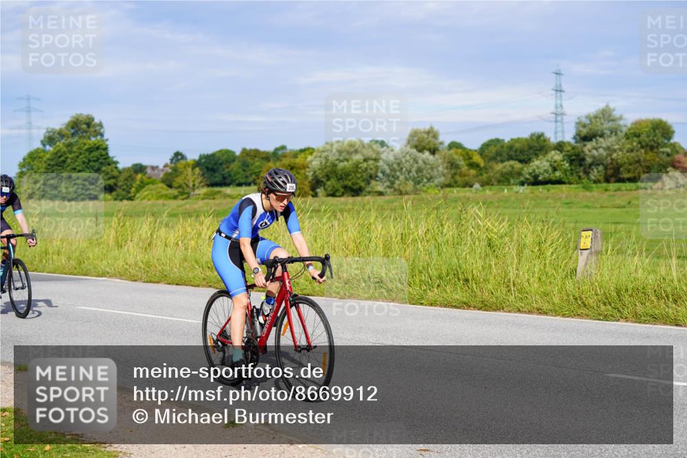 31.08.2025 - Elbe Triathlon Hamburg Michael Burmester http://msf.ph/oto/8669912 31.08.2025 09:56:06 Radfahren 255, 445, 499, 500, 522, 523, 536, 590, 601, 692, 775, 830, 840, 853 meine-sportfotos.de