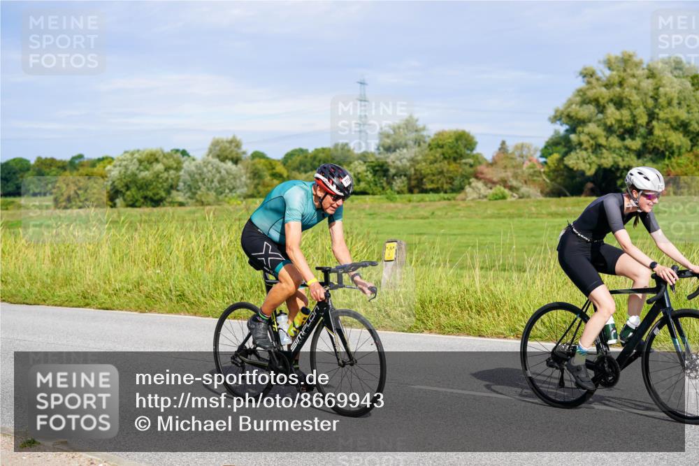 31.08.2025 - Elbe Triathlon Hamburg Michael Burmester http://msf.ph/oto/8669943 31.08.2025 09:56:13 Radfahren 500, 522, 590, 650, 775, 830, 840 meine-sportfotos.de