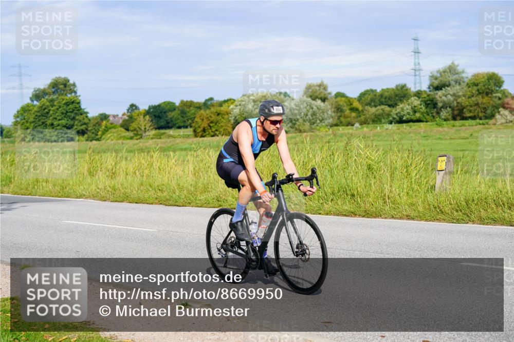 31.08.2025 - Elbe Triathlon Hamburg Michael Burmester http://msf.ph/oto/8669950 31.08.2025 09:56:14 Radfahren 500, 522, 590, 650, 775, 830, 840 meine-sportfotos.de
