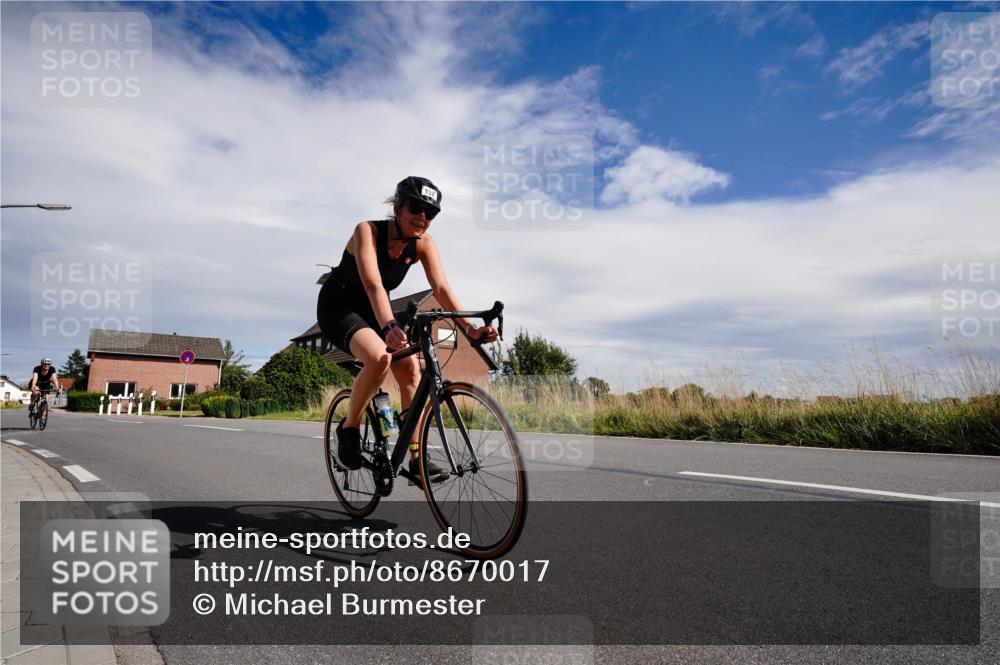 31.08.2025 - Elbe Triathlon Hamburg Michael Burmester http://msf.ph/oto/8670017 31.08.2025 14:57:54 Radfahren 142 meine-sportfotos.de