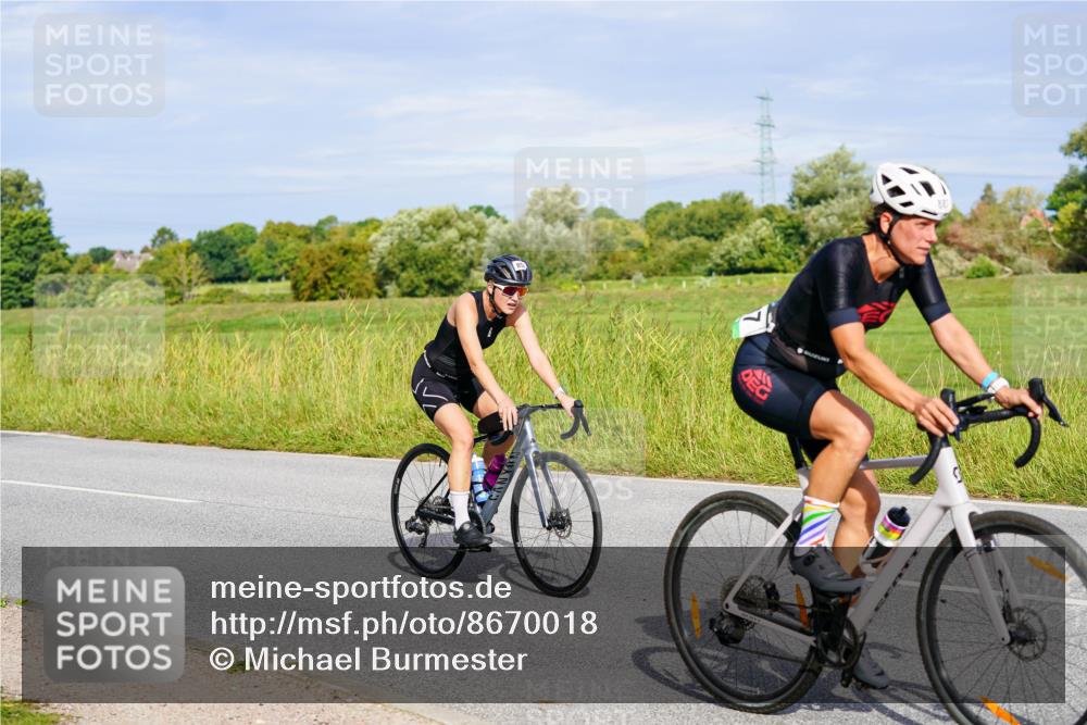 31.08.2025 - Elbe Triathlon Hamburg Michael Burmester http://msf.ph/oto/8670018 31.08.2025 09:57:20 Radfahren 490, 629, 648, 665, 851, 882, 887 meine-sportfotos.de