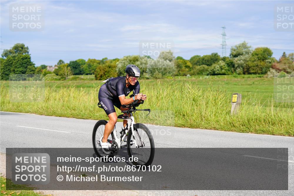 31.08.2025 - Elbe Triathlon Hamburg Michael Burmester http://msf.ph/oto/8670102 31.08.2025 09:57:59 Radfahren 414, 486, 646, 916 meine-sportfotos.de