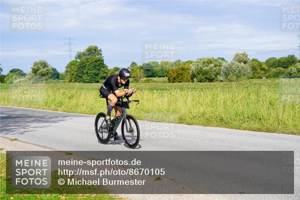 31.08.2025 - Elbe Triathlon Hamburg Michael Burmester http://msf.ph/oto/8670105 31.08.2025 09:58:00 Radfahren 486, 646, 916 meine-sportfotos.de