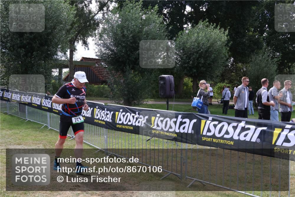 31.08.2025 - Elbe Triathlon Hamburg Luisa Fischer http://msf.ph/oto/8670106 31.08.2025 11:37:33 Laufen 771 meine-sportfotos.de