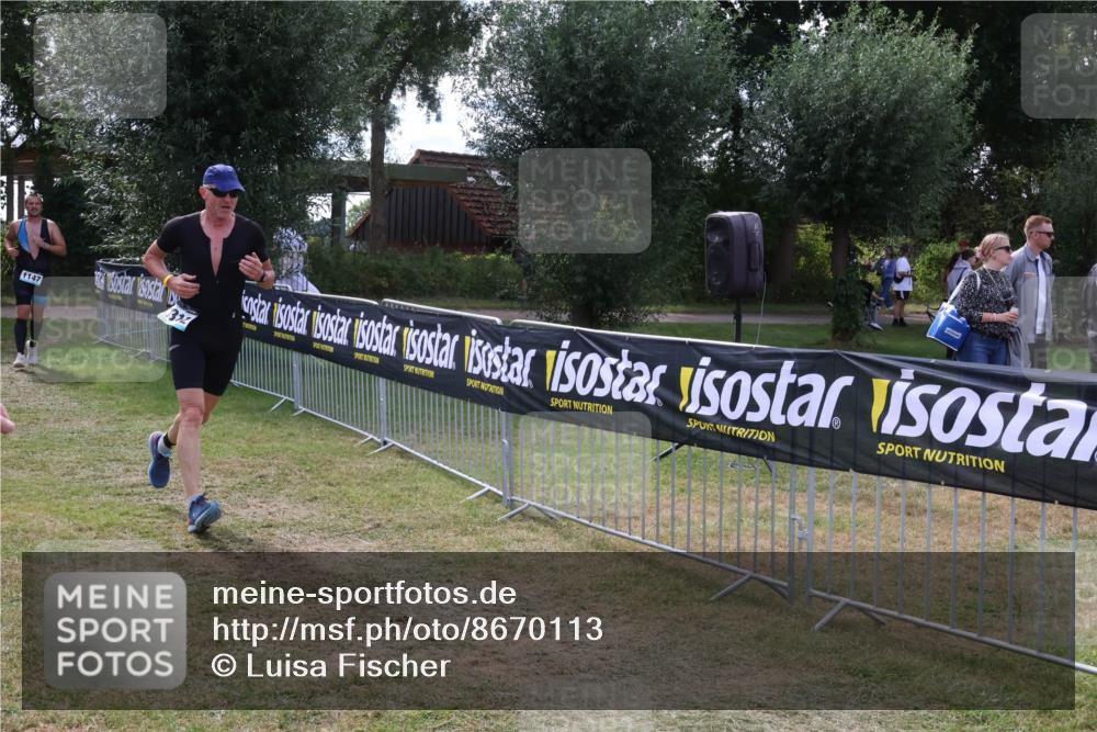 31.08.2025 - Elbe Triathlon Hamburg Luisa Fischer http://msf.ph/oto/8670113 31.08.2025 11:37:39 Laufen 1147, 322 meine-sportfotos.de