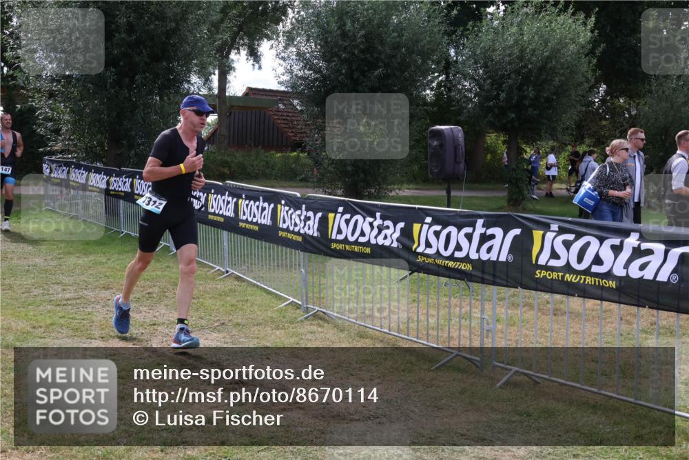 31.08.2025 - Elbe Triathlon Hamburg Luisa Fischer http://msf.ph/oto/8670114 31.08.2025 11:37:39 Laufen 147, 1312 meine-sportfotos.de