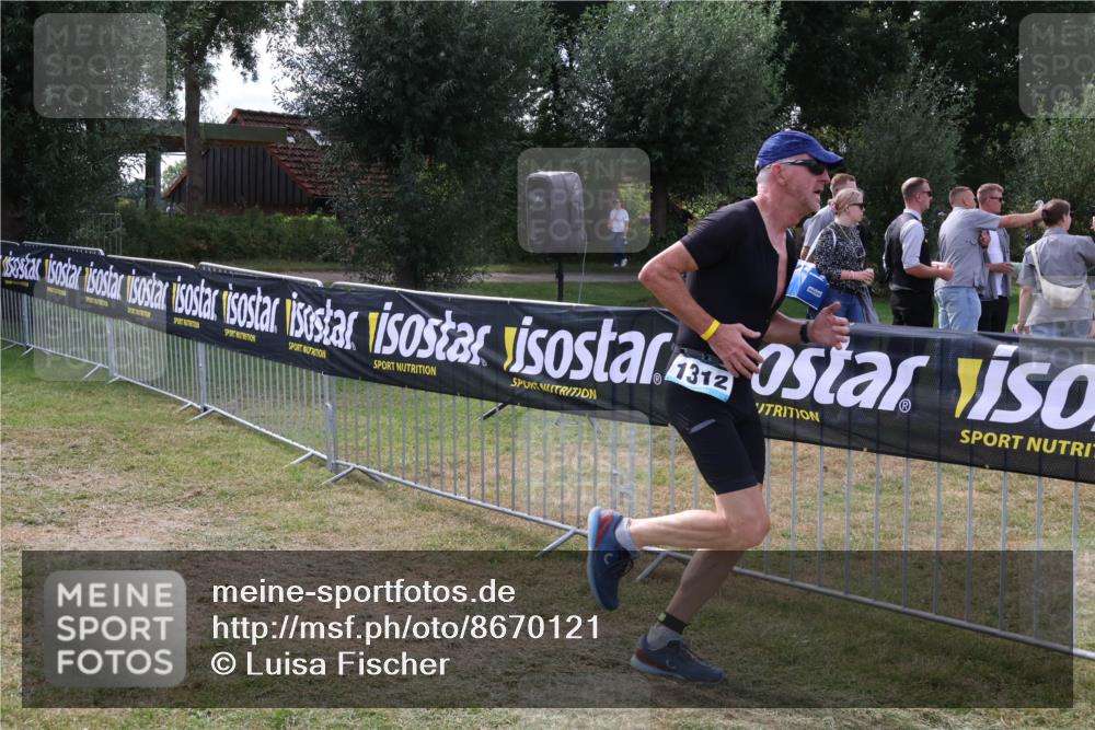 31.08.2025 - Elbe Triathlon Hamburg Luisa Fischer http://msf.ph/oto/8670121 31.08.2025 11:37:40 Laufen 1312 meine-sportfotos.de