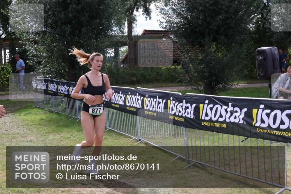 31.08.2025 - Elbe Triathlon Hamburg Luisa Fischer http://msf.ph/oto/8670141 31.08.2025 11:38:07 Laufen 877 meine-sportfotos.de