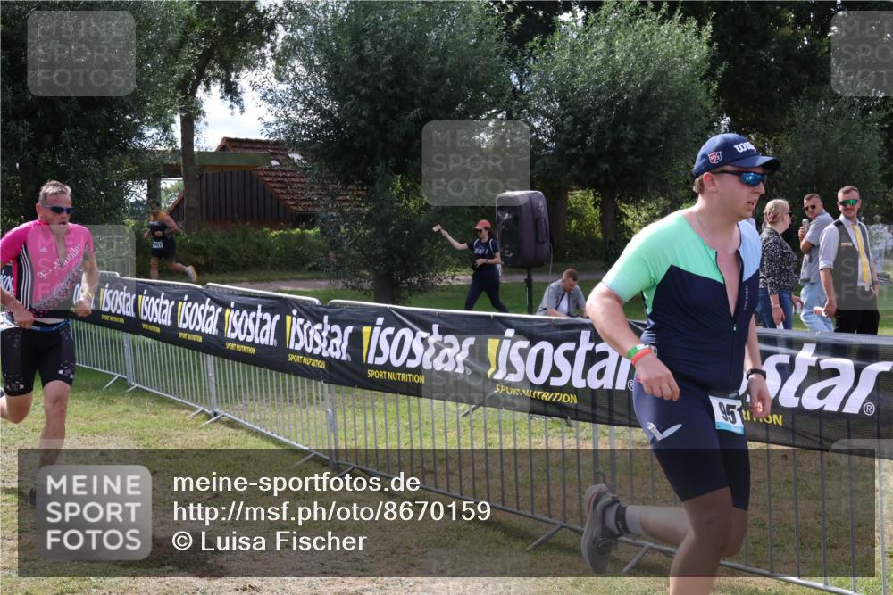 31.08.2025 - Elbe Triathlon Hamburg Luisa Fischer http://msf.ph/oto/8670159 31.08.2025 11:38:24 Laufen 1011, 95 meine-sportfotos.de