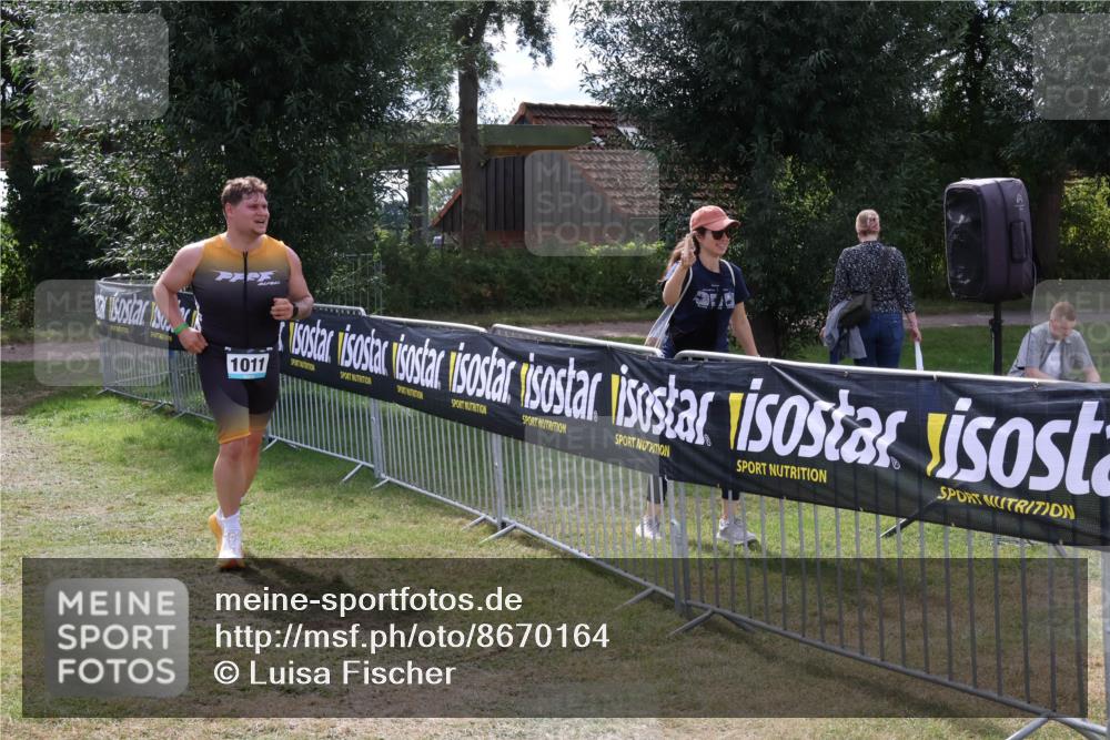 31.08.2025 - Elbe Triathlon Hamburg Luisa Fischer http://msf.ph/oto/8670164 31.08.2025 11:38:30 Laufen 1011 meine-sportfotos.de