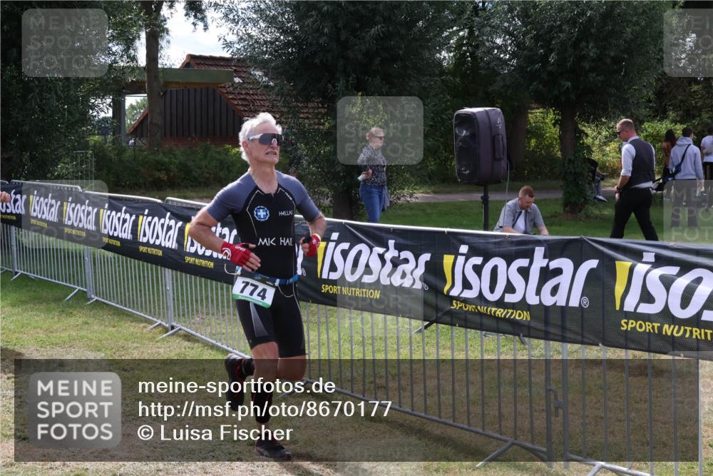 31.08.2025 - Elbe Triathlon Hamburg Luisa Fischer http://msf.ph/oto/8670177 31.08.2025 11:38:43 Laufen 774 meine-sportfotos.de