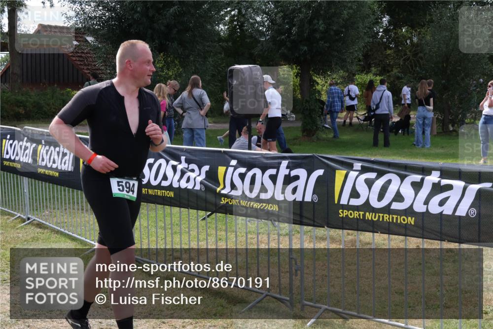 31.08.2025 - Elbe Triathlon Hamburg Luisa Fischer http://msf.ph/oto/8670191 31.08.2025 11:39:14 Laufen 594 meine-sportfotos.de