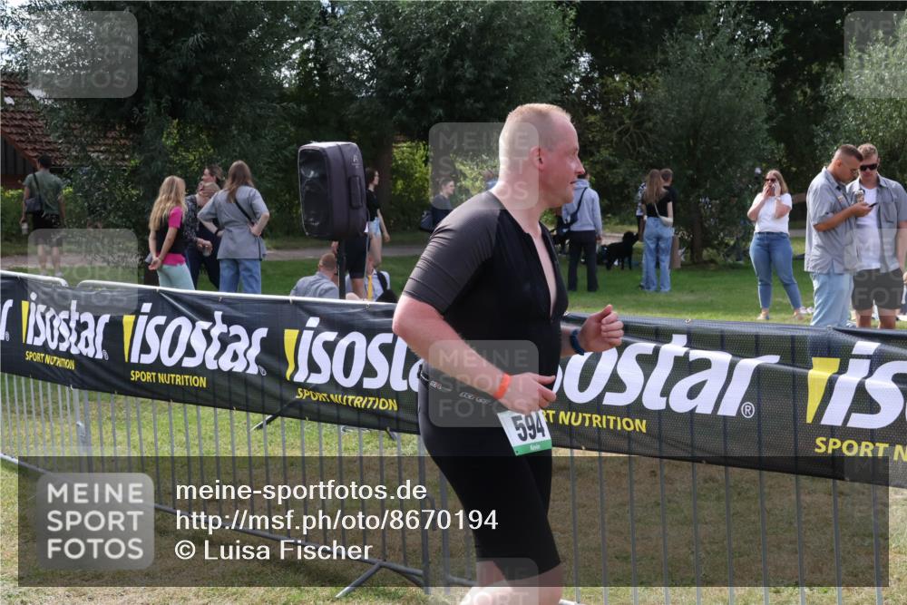 31.08.2025 - Elbe Triathlon Hamburg Luisa Fischer http://msf.ph/oto/8670194 31.08.2025 11:39:15 Laufen 594 meine-sportfotos.de