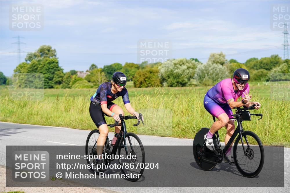 31.08.2025 - Elbe Triathlon Hamburg Michael Burmester http://msf.ph/oto/8670204 31.08.2025 09:58:48 Radfahren 388, 719, 720, 737, 841, 888 meine-sportfotos.de