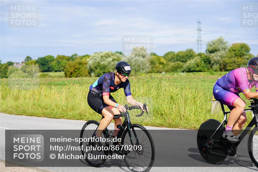 31.08.2025 - Elbe Triathlon Hamburg Michael Burmester http://msf.ph/oto/8670209 31.08.2025 09:58:48 Radfahren 388, 719, 720, 737, 841, 888 meine-sportfotos.de