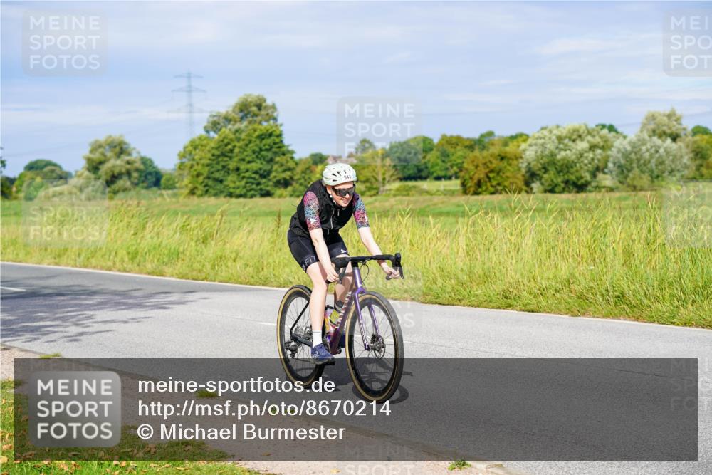 31.08.2025 - Elbe Triathlon Hamburg Michael Burmester http://msf.ph/oto/8670214 31.08.2025 09:58:50 Radfahren 669, 708, 719, 720, 737, 841, 888 meine-sportfotos.de