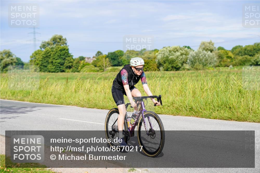 31.08.2025 - Elbe Triathlon Hamburg Michael Burmester http://msf.ph/oto/8670217 31.08.2025 09:58:50 Radfahren 669, 708, 719, 720, 737, 841, 888 meine-sportfotos.de