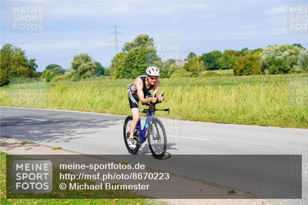 31.08.2025 - Elbe Triathlon Hamburg Michael Burmester http://msf.ph/oto/8670223 31.08.2025 09:58:53 Radfahren 669, 708, 719, 737, 841 meine-sportfotos.de