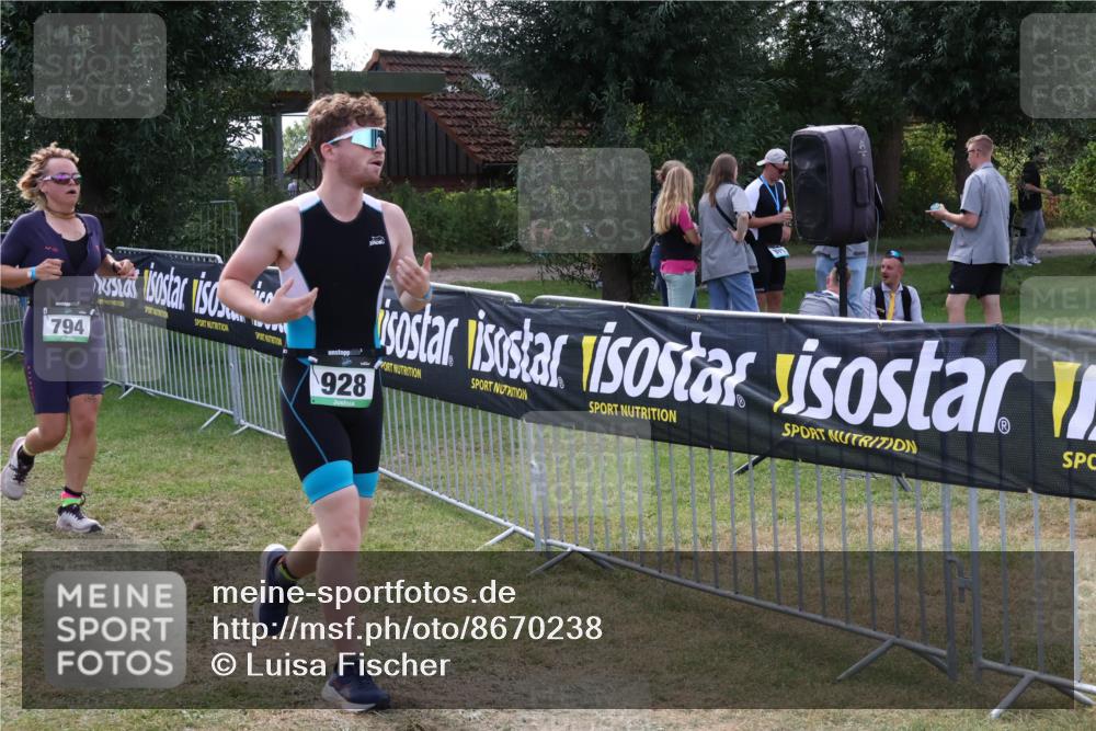 31.08.2025 - Elbe Triathlon Hamburg Luisa Fischer http://msf.ph/oto/8670238 31.08.2025 11:39:56 Laufen 794, 928 meine-sportfotos.de