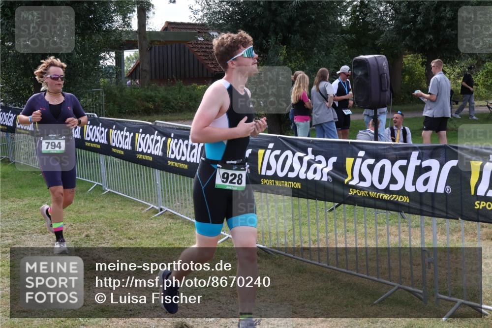 31.08.2025 - Elbe Triathlon Hamburg Luisa Fischer http://msf.ph/oto/8670240 31.08.2025 11:39:56 Laufen 794, 928 meine-sportfotos.de