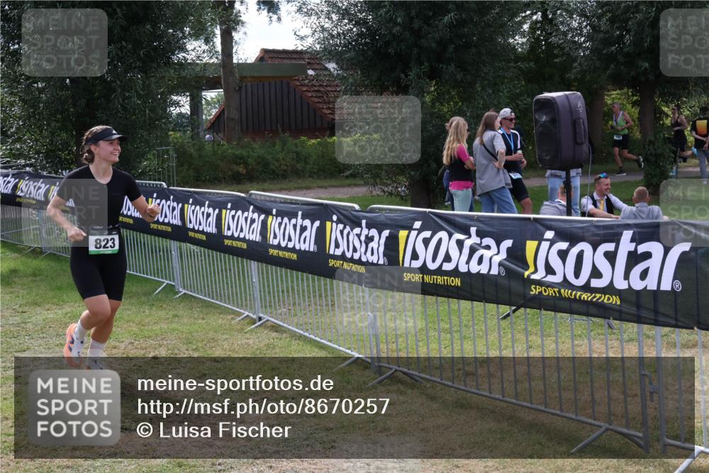31.08.2025 - Elbe Triathlon Hamburg Luisa Fischer http://msf.ph/oto/8670257 31.08.2025 11:40:15 Laufen 823 meine-sportfotos.de