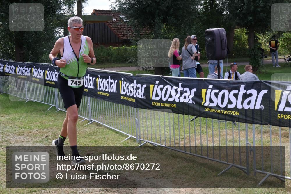 31.08.2025 - Elbe Triathlon Hamburg Luisa Fischer http://msf.ph/oto/8670272 31.08.2025 11:40:27 Laufen 745 meine-sportfotos.de