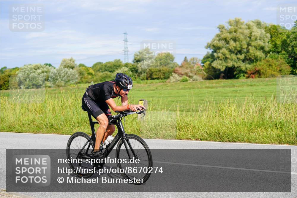 31.08.2025 - Elbe Triathlon Hamburg Michael Burmester http://msf.ph/oto/8670274 31.08.2025 09:59:12 Radfahren 387, 633, 700, 732, 800, 835, 845 meine-sportfotos.de