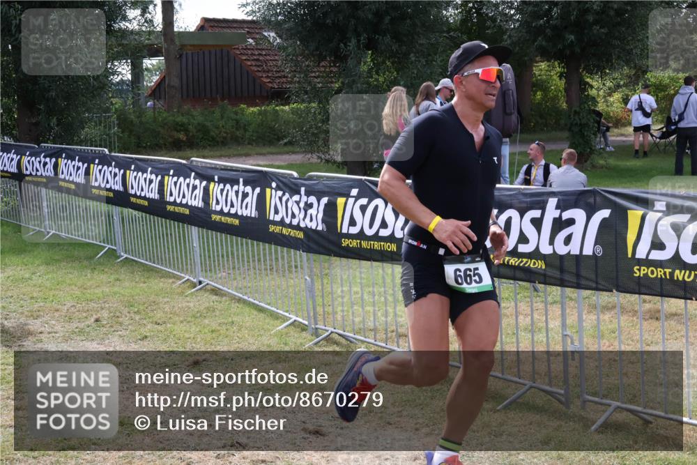 31.08.2025 - Elbe Triathlon Hamburg Luisa Fischer http://msf.ph/oto/8670279 31.08.2025 11:40:40 Laufen 665 meine-sportfotos.de