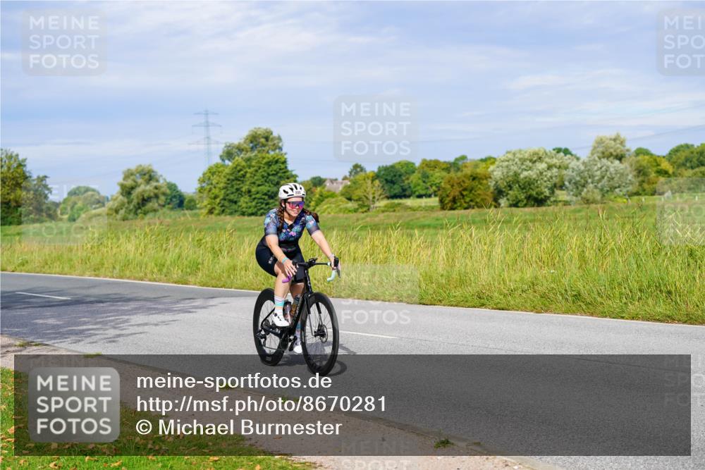 31.08.2025 - Elbe Triathlon Hamburg Michael Burmester http://msf.ph/oto/8670281 31.08.2025 09:59:14 Radfahren 387, 624, 633, 732, 800, 835, 845 meine-sportfotos.de