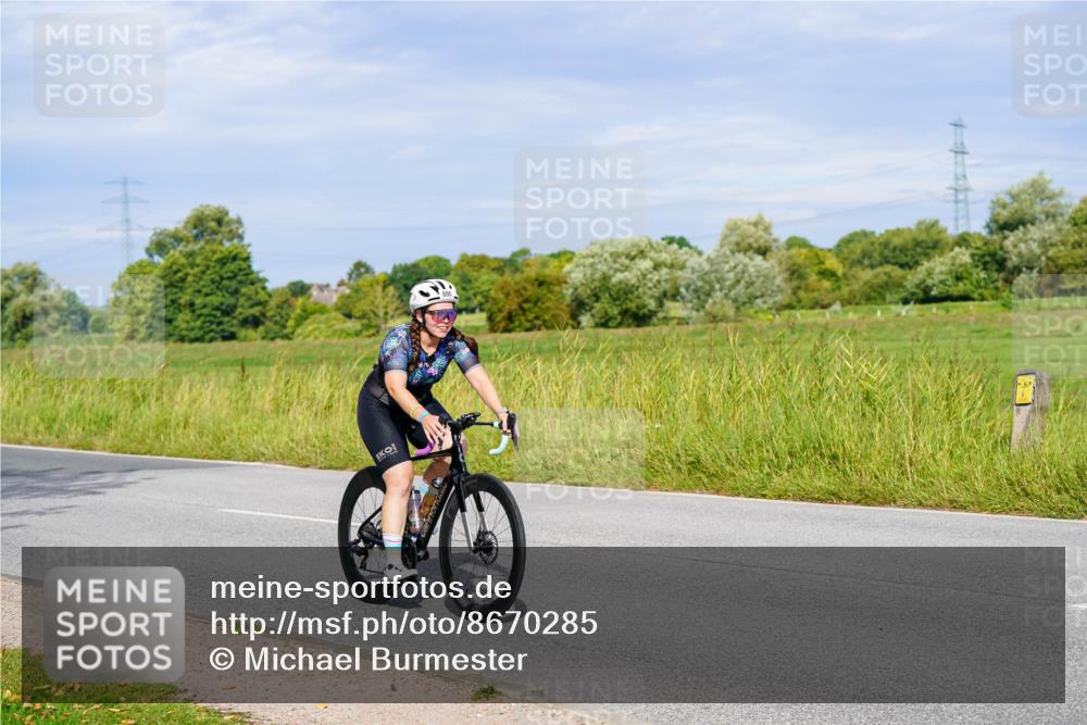 31.08.2025 - Elbe Triathlon Hamburg Michael Burmester http://msf.ph/oto/8670285 31.08.2025 09:59:14 Radfahren 387, 624, 633, 732, 800, 835, 845 meine-sportfotos.de