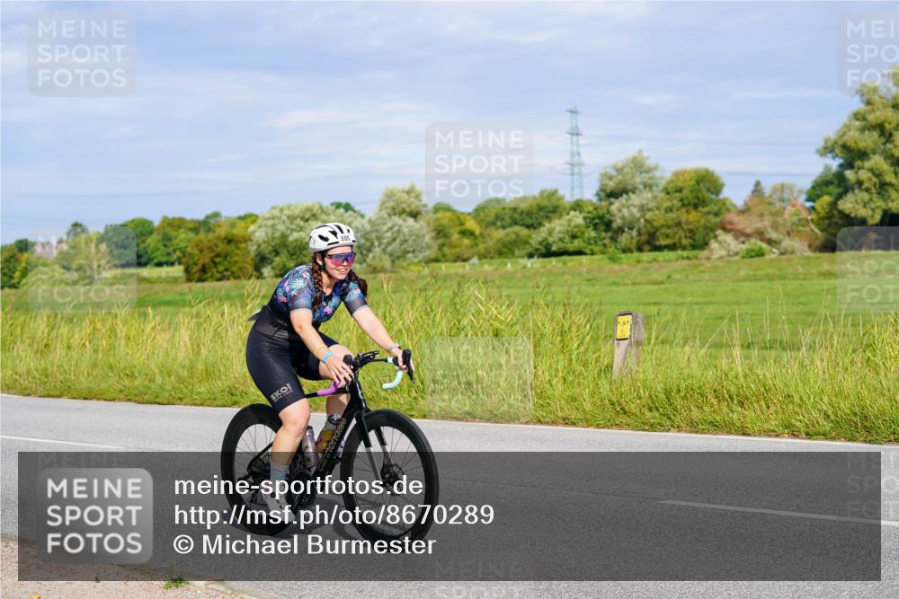 31.08.2025 - Elbe Triathlon Hamburg Michael Burmester http://msf.ph/oto/8670289 31.08.2025 09:59:14 Radfahren 387, 624, 633, 732, 800, 835, 845 meine-sportfotos.de