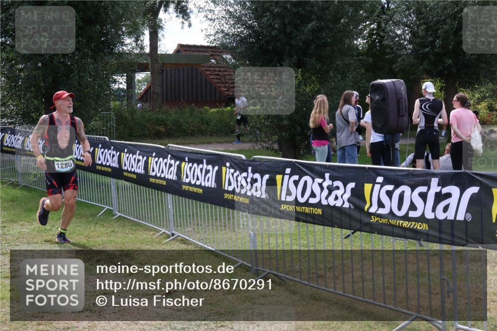 31.08.2025 - Elbe Triathlon Hamburg Luisa Fischer http://msf.ph/oto/8670291 31.08.2025 11:40:57 Laufen 1280 meine-sportfotos.de