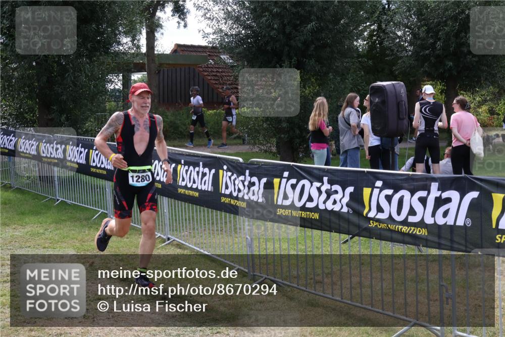 31.08.2025 - Elbe Triathlon Hamburg Luisa Fischer http://msf.ph/oto/8670294 31.08.2025 11:40:57 Laufen 1280 meine-sportfotos.de