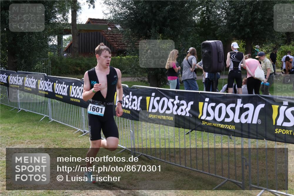 31.08.2025 - Elbe Triathlon Hamburg Luisa Fischer http://msf.ph/oto/8670301 31.08.2025 11:40:59 Laufen 1601 meine-sportfotos.de
