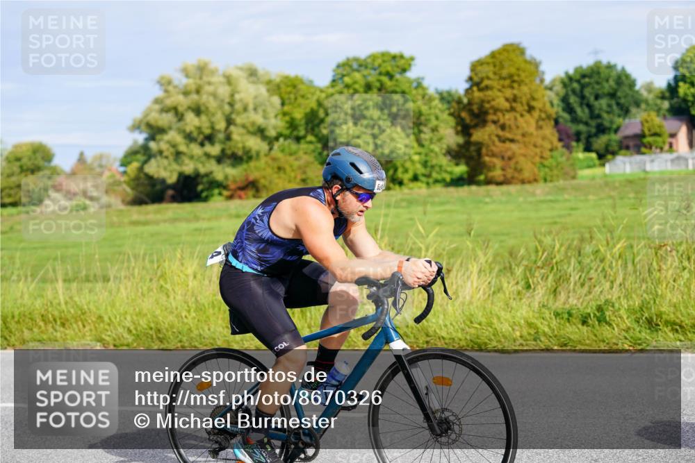 31.08.2025 - Elbe Triathlon Hamburg Michael Burmester http://msf.ph/oto/8670326 31.08.2025 09:59:20 Radfahren 387, 605, 624, 712, 732, 835, 845 meine-sportfotos.de