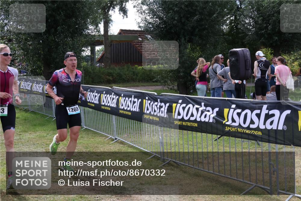 31.08.2025 - Elbe Triathlon Hamburg Luisa Fischer http://msf.ph/oto/8670332 31.08.2025 11:41:23 Laufen 3, 1289 meine-sportfotos.de