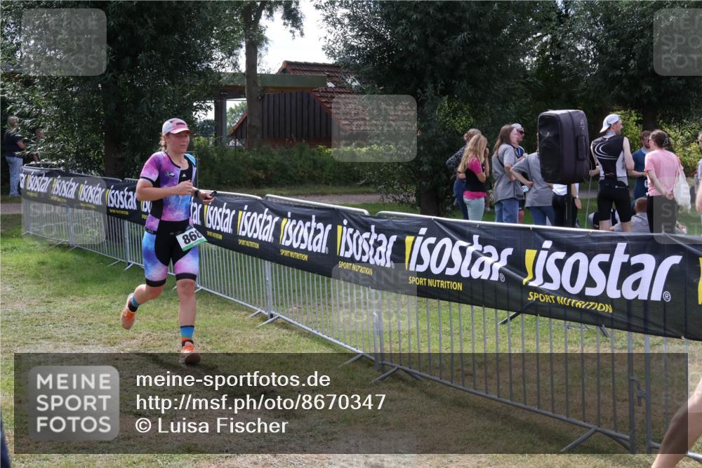 31.08.2025 - Elbe Triathlon Hamburg Luisa Fischer http://msf.ph/oto/8670347 31.08.2025 11:41:27 Laufen 868 meine-sportfotos.de