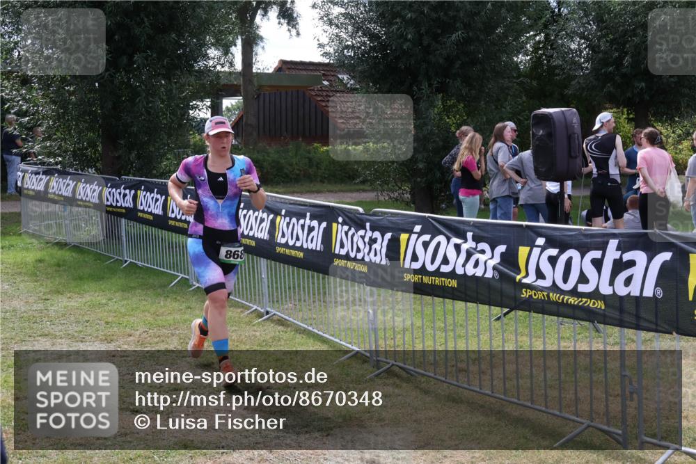 31.08.2025 - Elbe Triathlon Hamburg Luisa Fischer http://msf.ph/oto/8670348 31.08.2025 11:41:28 Laufen 868 meine-sportfotos.de