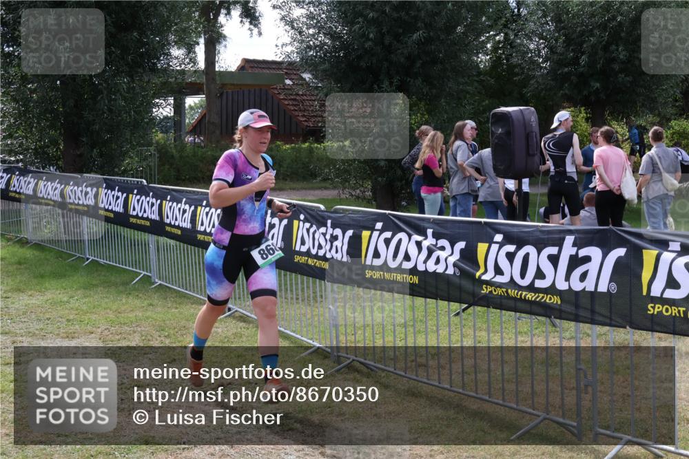 31.08.2025 - Elbe Triathlon Hamburg Luisa Fischer http://msf.ph/oto/8670350 31.08.2025 11:41:28 Laufen 868 meine-sportfotos.de