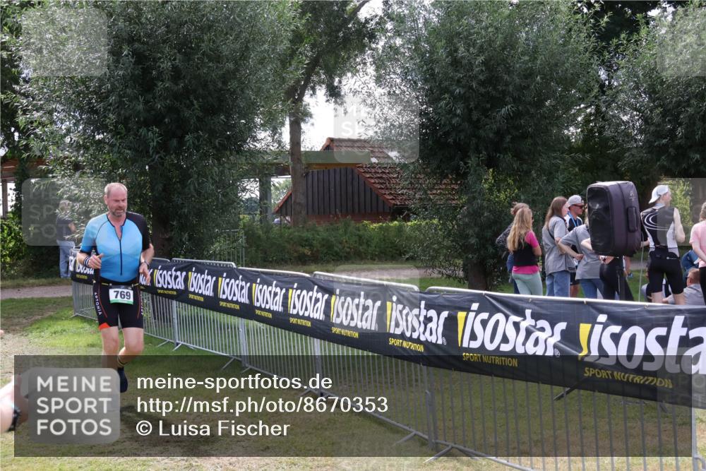 31.08.2025 - Elbe Triathlon Hamburg Luisa Fischer http://msf.ph/oto/8670353 31.08.2025 11:41:39 Laufen 769 meine-sportfotos.de