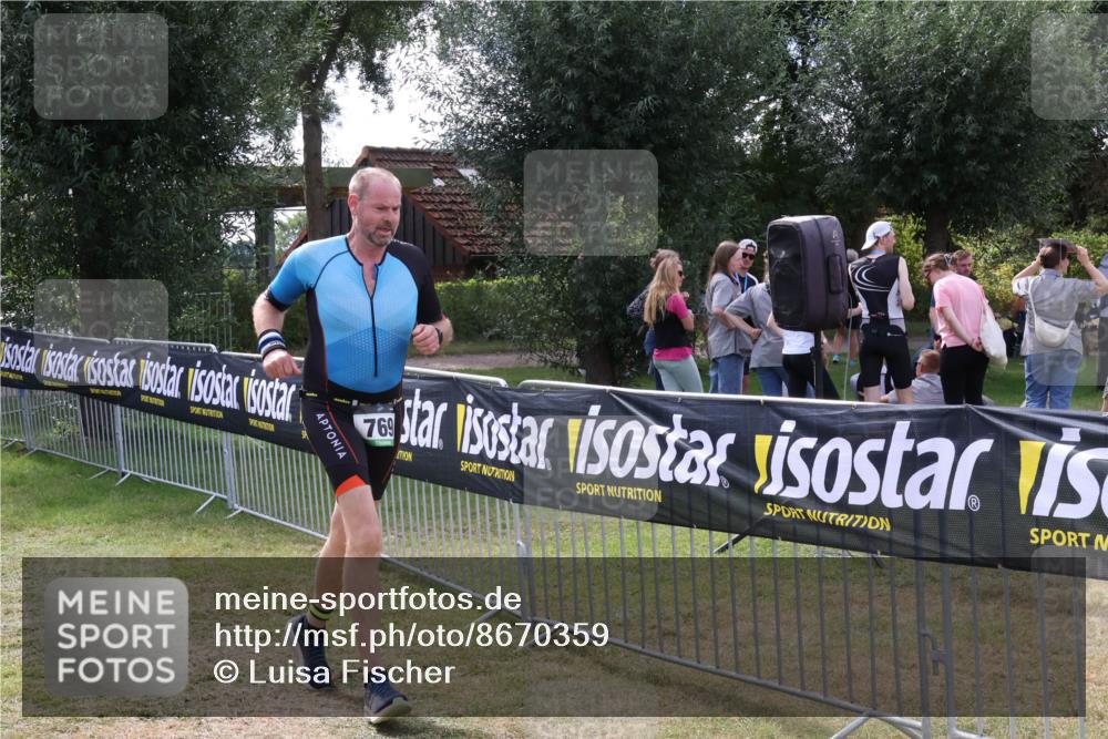 31.08.2025 - Elbe Triathlon Hamburg Luisa Fischer http://msf.ph/oto/8670359 31.08.2025 11:41:40 Laufen 769 meine-sportfotos.de