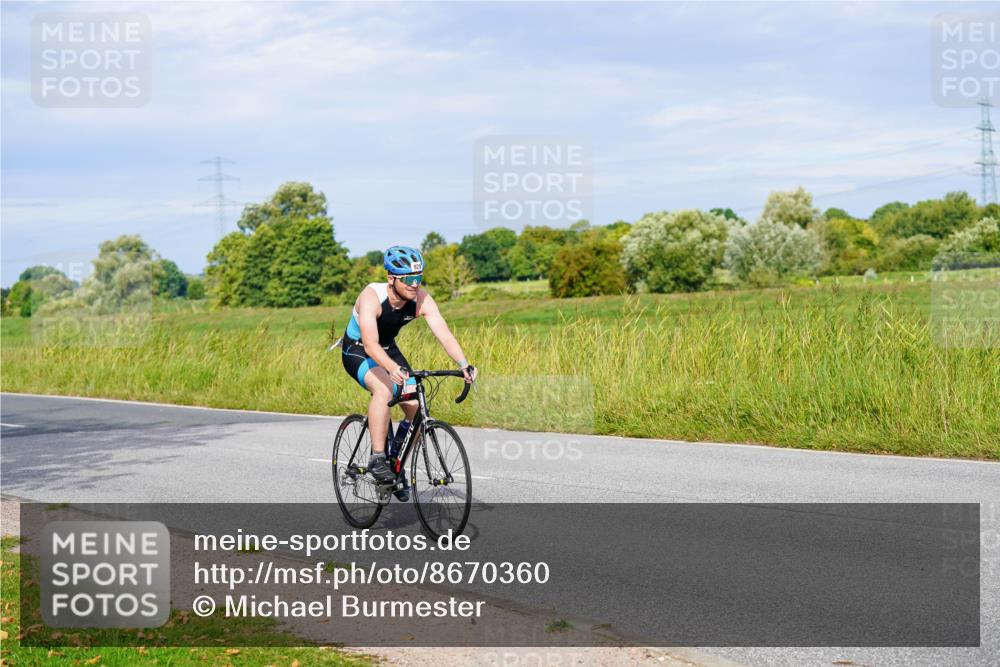 31.08.2025 - Elbe Triathlon Hamburg Michael Burmester http://msf.ph/oto/8670360 31.08.2025 09:59:27 Radfahren 694, 712, 773, 881, 923, 928 meine-sportfotos.de