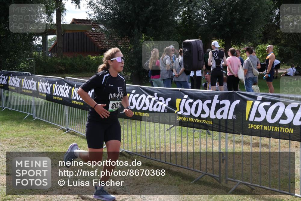 31.08.2025 - Elbe Triathlon Hamburg Luisa Fischer http://msf.ph/oto/8670368 31.08.2025 11:42:03 Laufen 803 meine-sportfotos.de