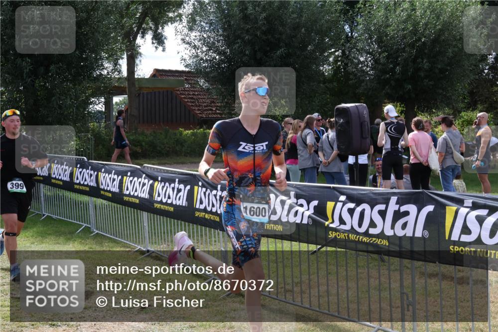 31.08.2025 - Elbe Triathlon Hamburg Luisa Fischer http://msf.ph/oto/8670372 31.08.2025 11:42:05 Laufen 651, 1600, 399 meine-sportfotos.de