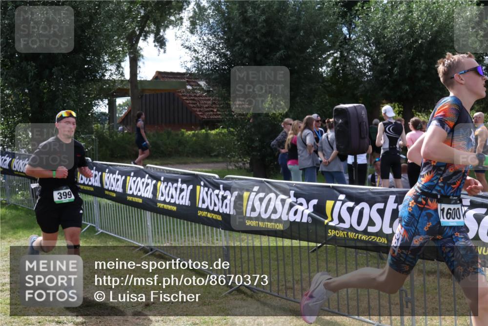 31.08.2025 - Elbe Triathlon Hamburg Luisa Fischer http://msf.ph/oto/8670373 31.08.2025 11:42:05 Laufen 399, 1600 meine-sportfotos.de