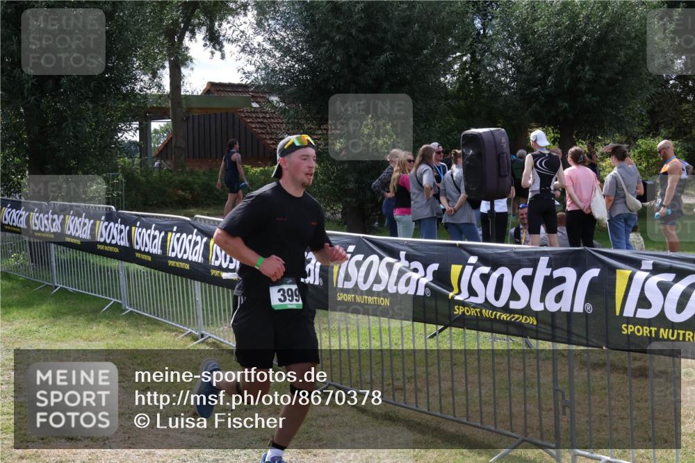 31.08.2025 - Elbe Triathlon Hamburg Luisa Fischer http://msf.ph/oto/8670378 31.08.2025 11:42:06 Laufen 399 meine-sportfotos.de